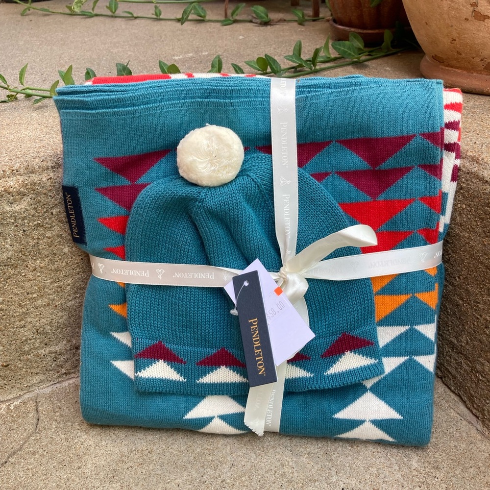 Pendleton Harding Teal Knit Baby Blanket with Beanie (NWT)